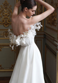 LOOK 18