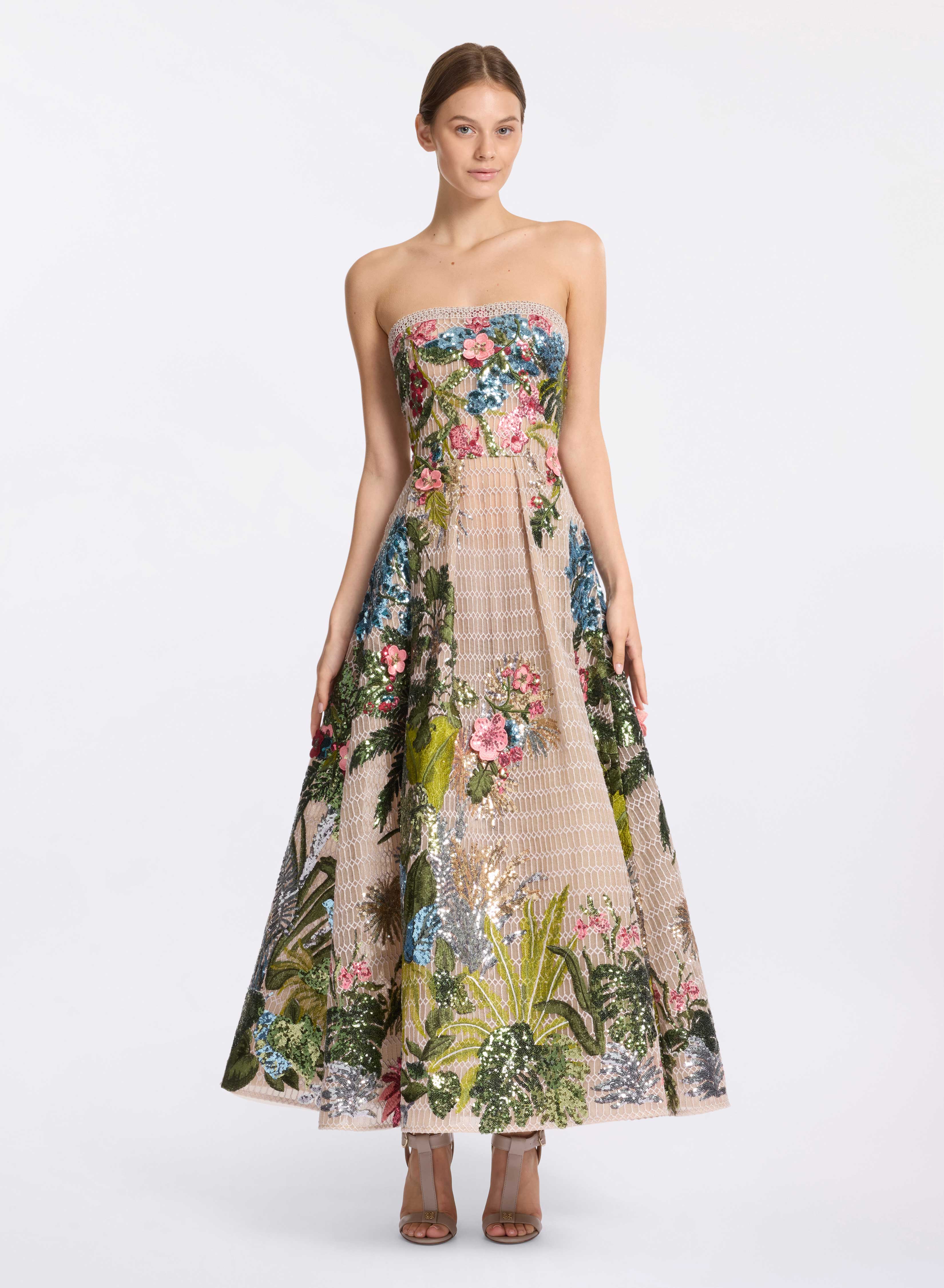 elie saab Embroidered tulle midi dress Multicolor Top Sale | Clothing elie saab Embroidered tulle midi dress Multicolor Top Sale | Clothing
