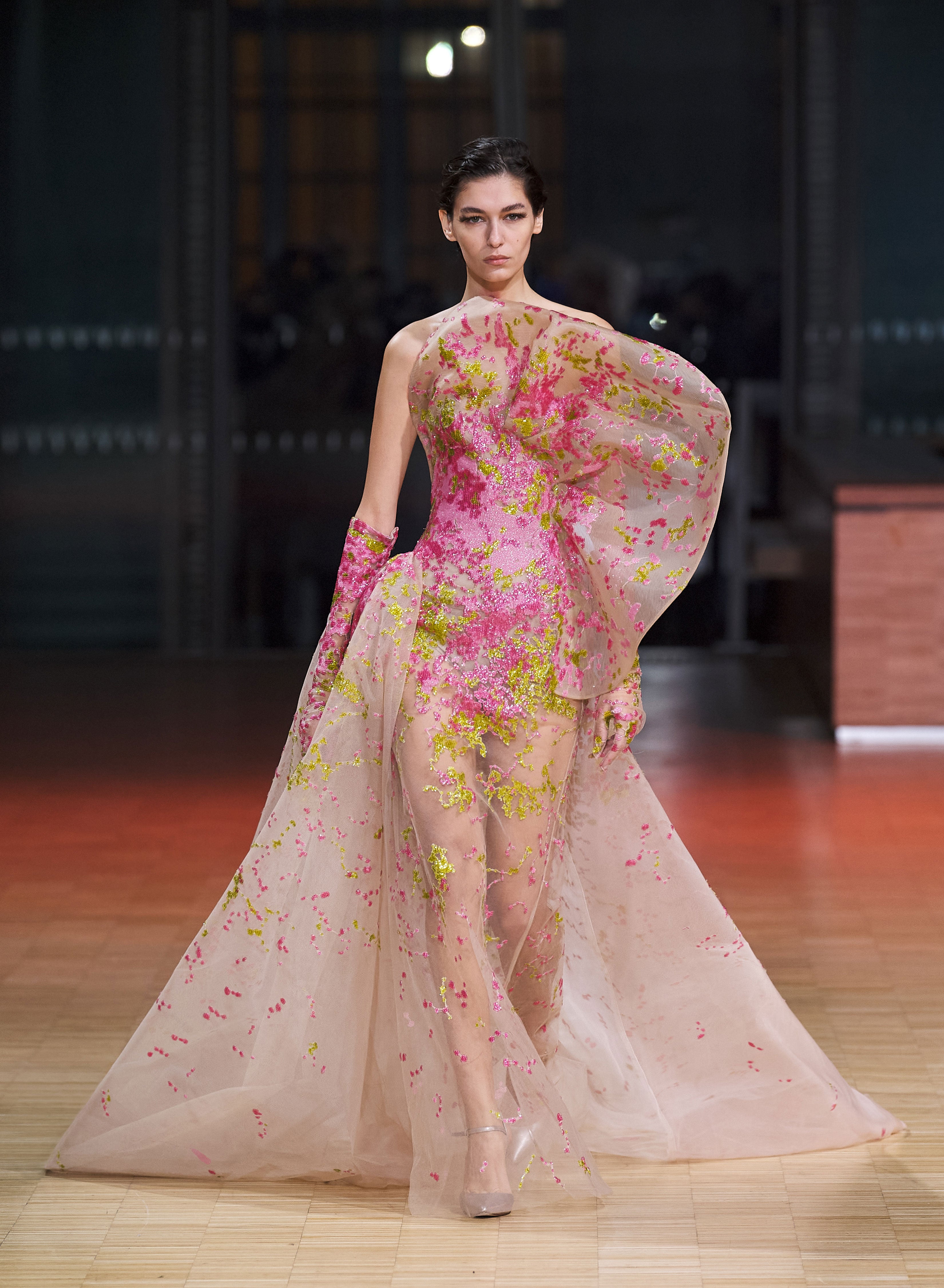 Look 3 – ELIE SAAB